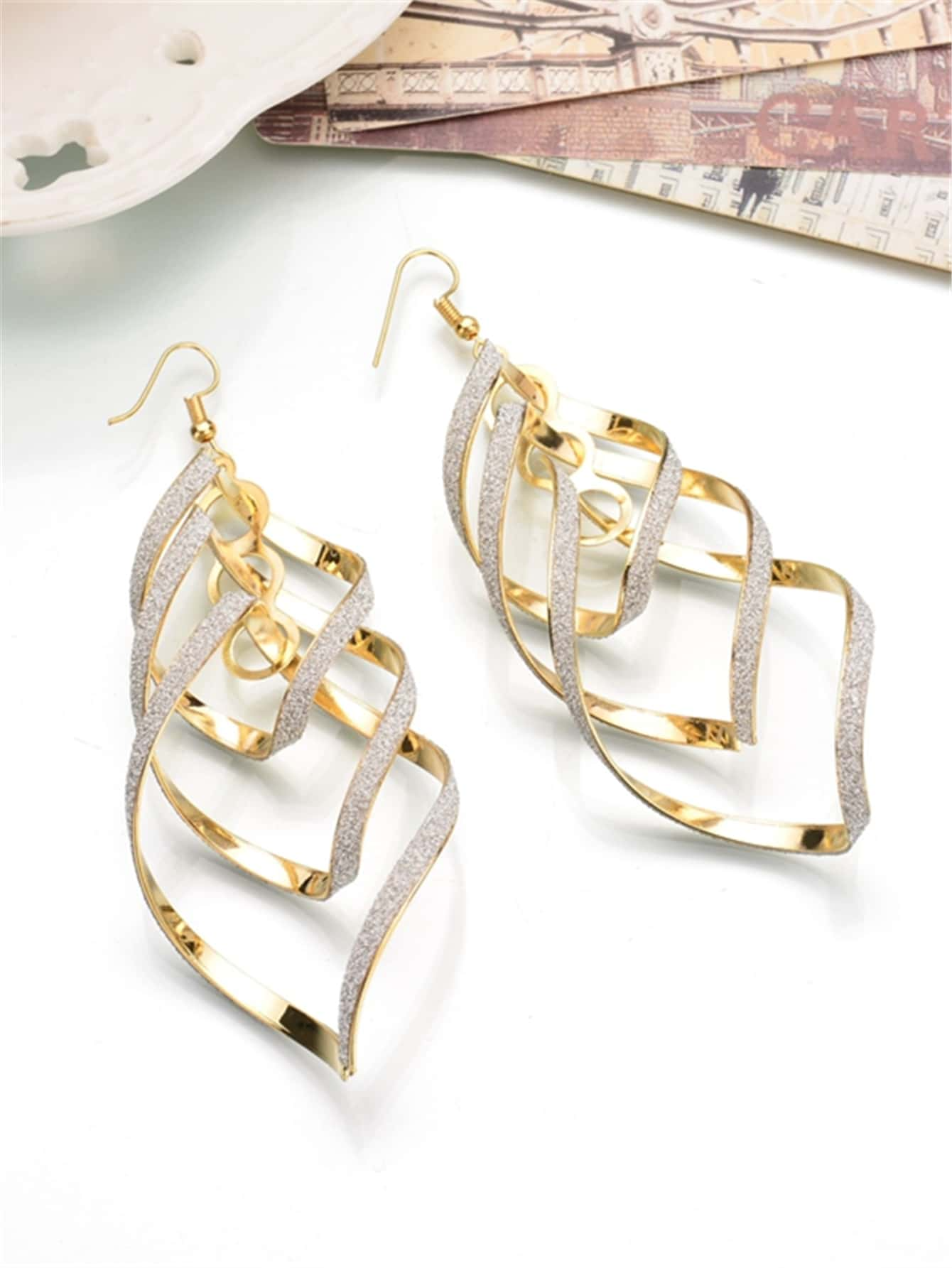 Elegant Spiral Dangle Drop Earrings