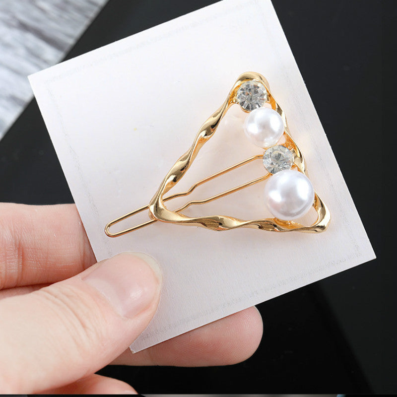 Triangle Diamond & Pearl Hairpin