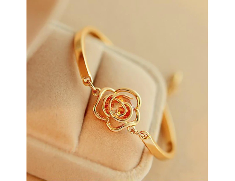 Glamorous Flower Crystal Bracelet