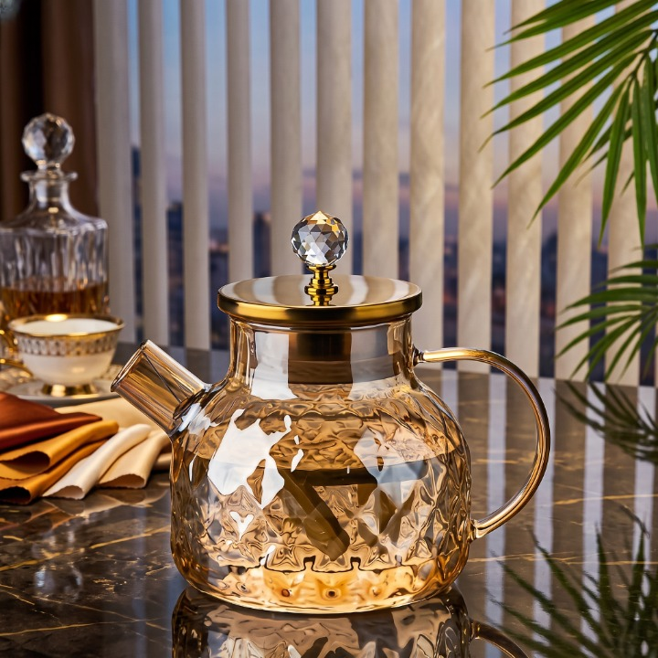 Crystal Glass Tea Kettle With Diamond Cut Lid
