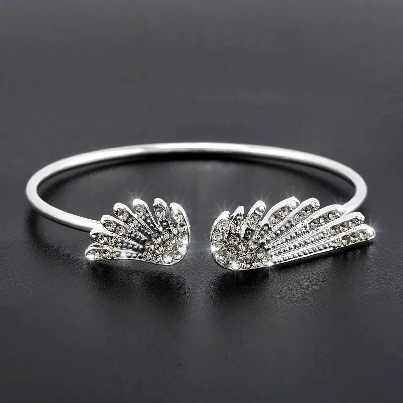 Elegant Angel Wings Bracelet