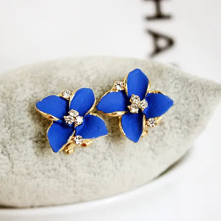 Beautiful Charming Flower Earrings