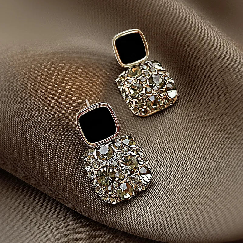 Charming Baroque Earrings