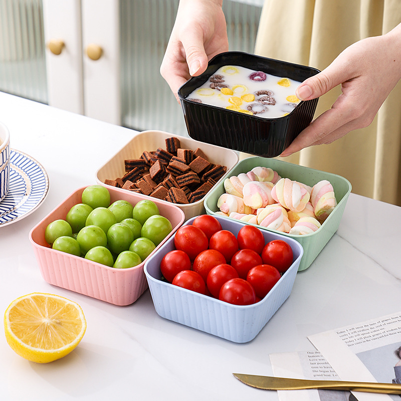 Pack Of 4 Plastic Food Container With Lids