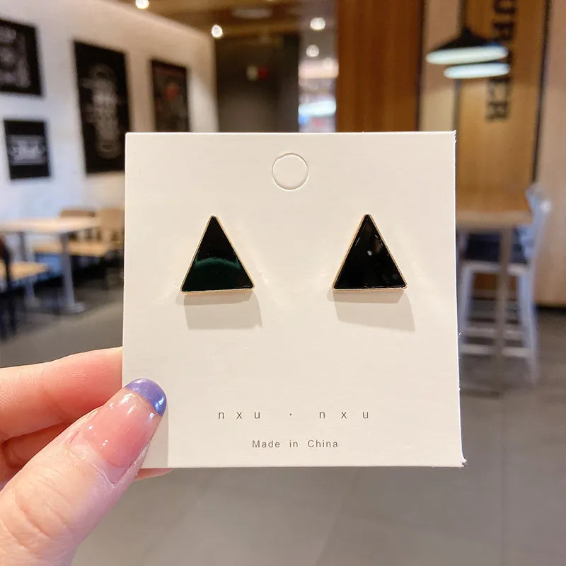 Attractive Black Triangle Earrings