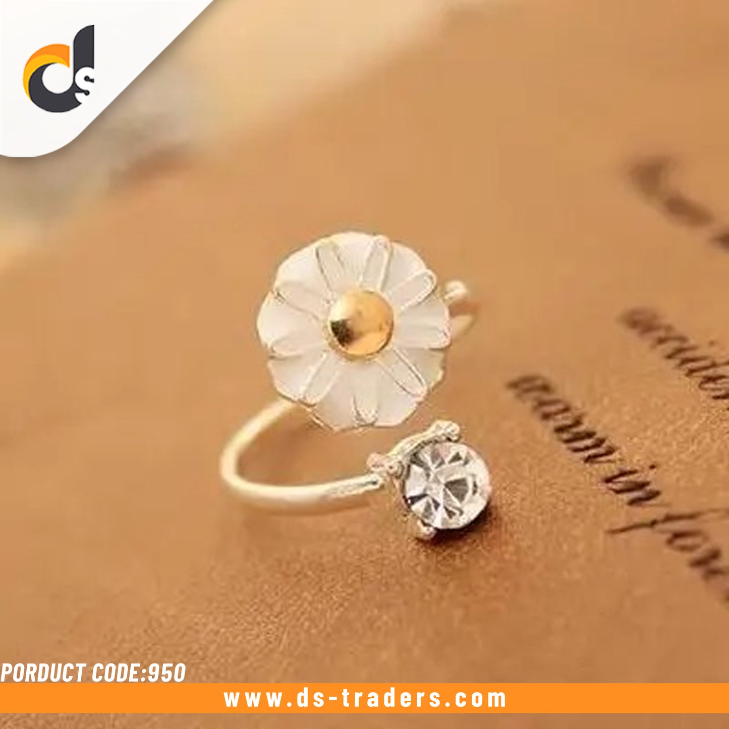 Beautiful Daisy Flower Adjustable Finger Ring