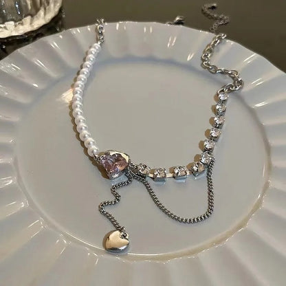 Elegant Retro Pearl & Zircon Heart Heart Necklace