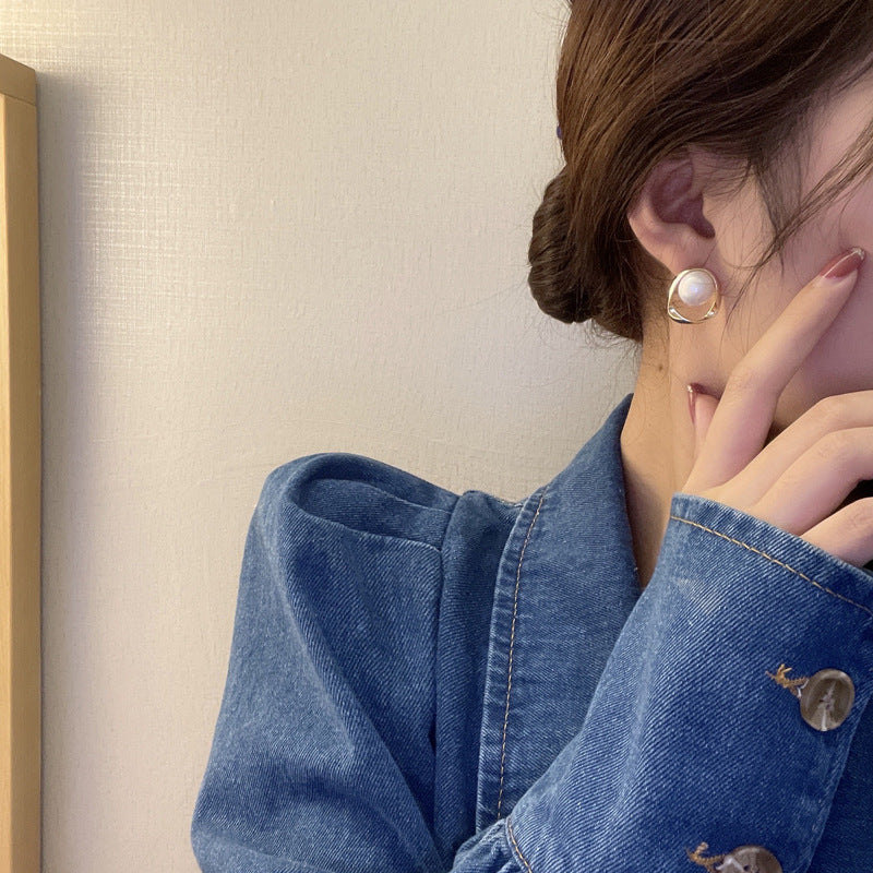 Vintage Retro Pearl Earrings