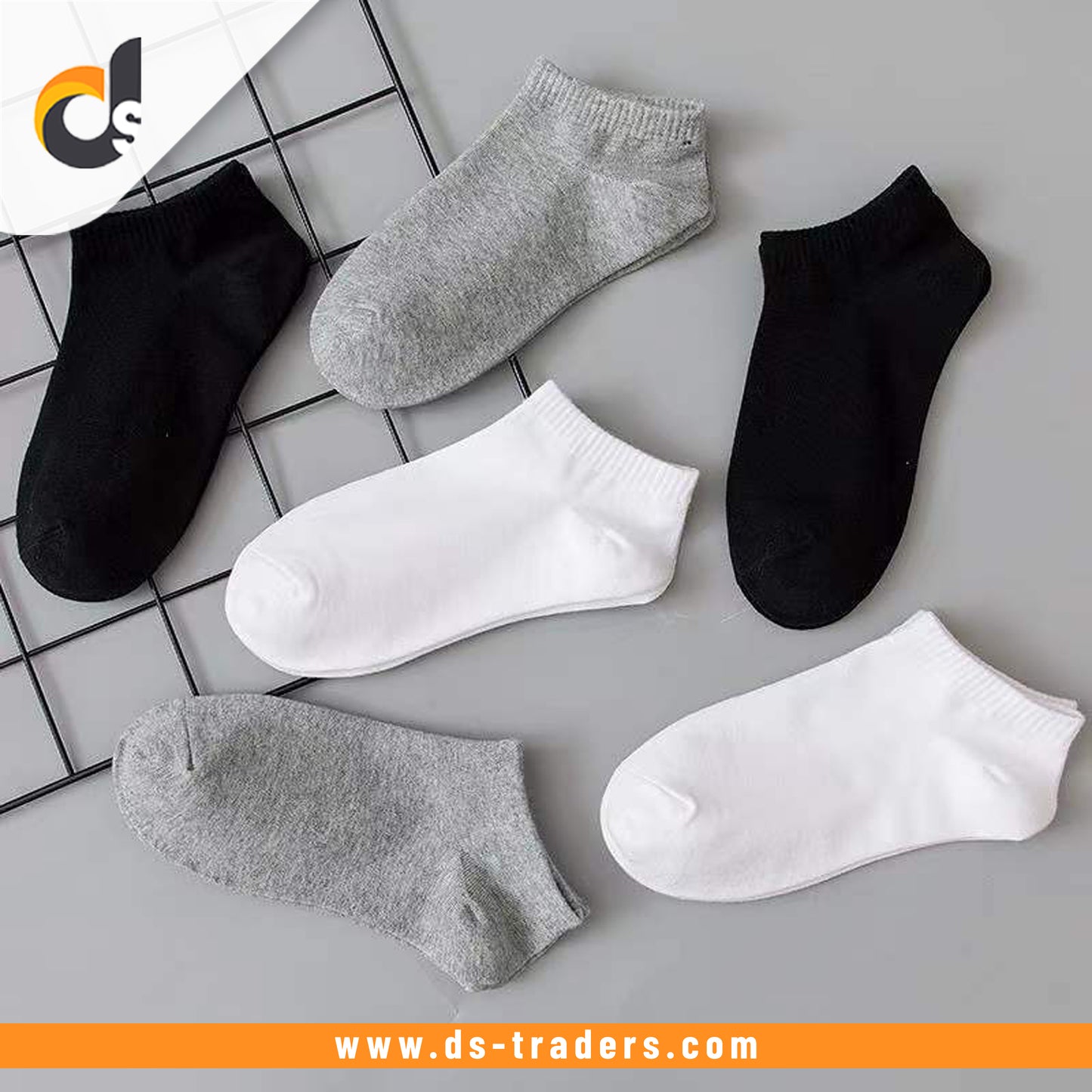 1 Pair Socks Random Design