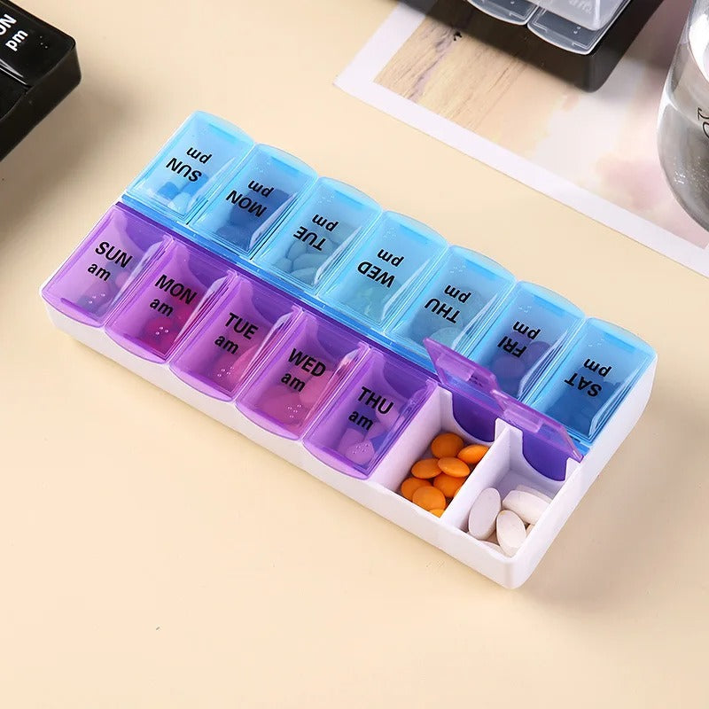 14 Grid Travel Medicine Organizer