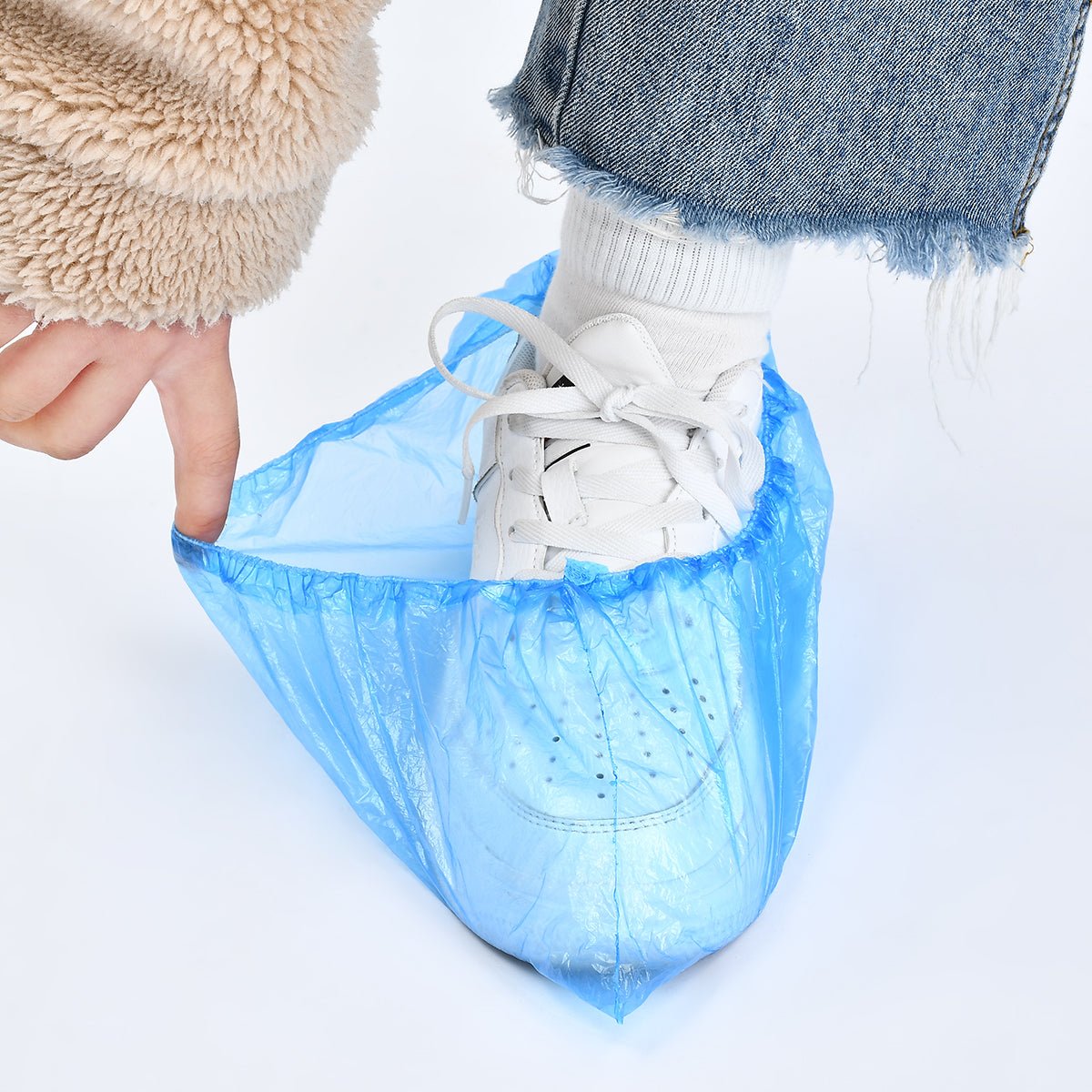 100pcs/pack Disposable Waterproof Shoe Covers. - DS Traders