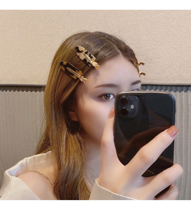 1pc Marble Style Hair Clip (random shape&colour) - DS Traders