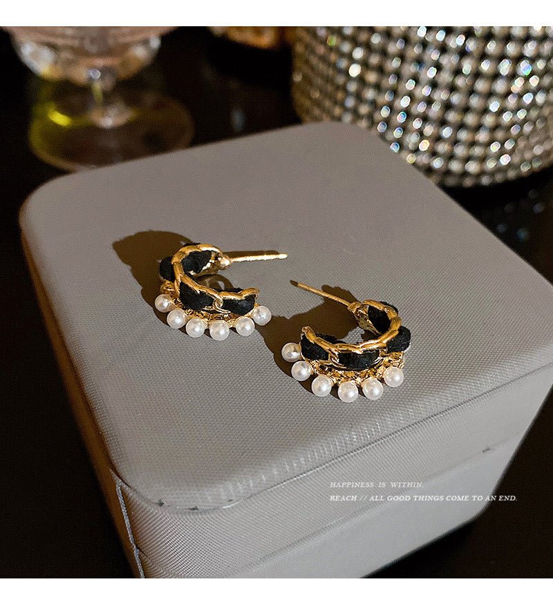 Black Velvet Pearl Earrings - DS Traders