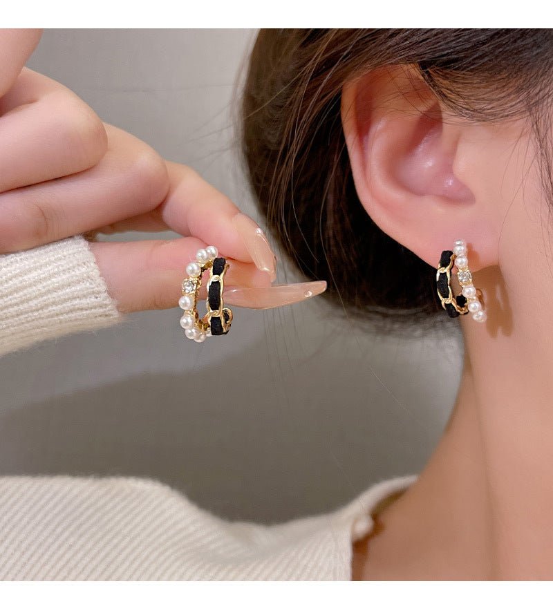 Black Velvet Pearl Earrings - DS Traders