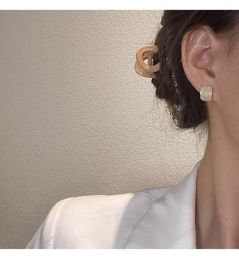 Curvy Style Earrings - DS Traders