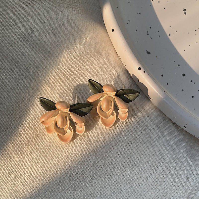 Fashion Flower Stud Earrings - DS Traders
