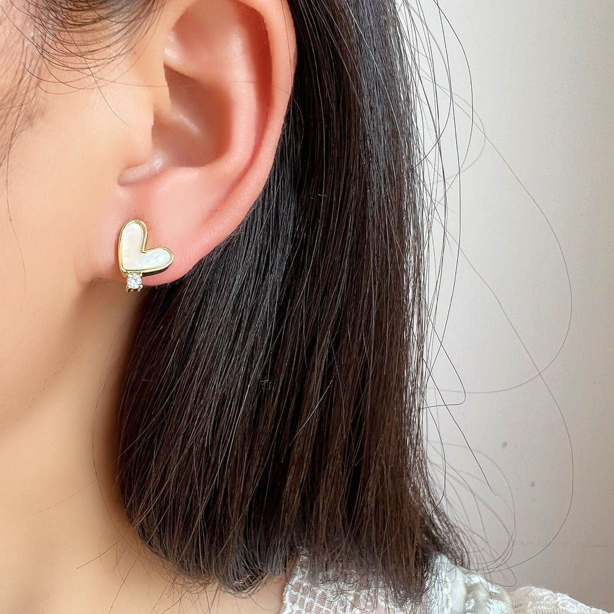 Flower and Heart Earrings - DS Traders