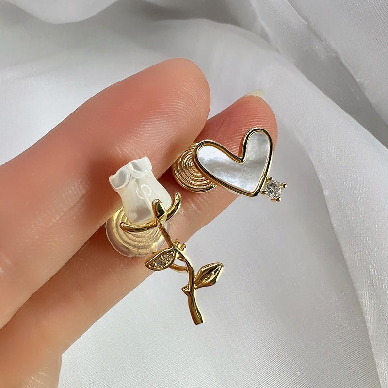 Flower and Heart Earrings - DS Traders