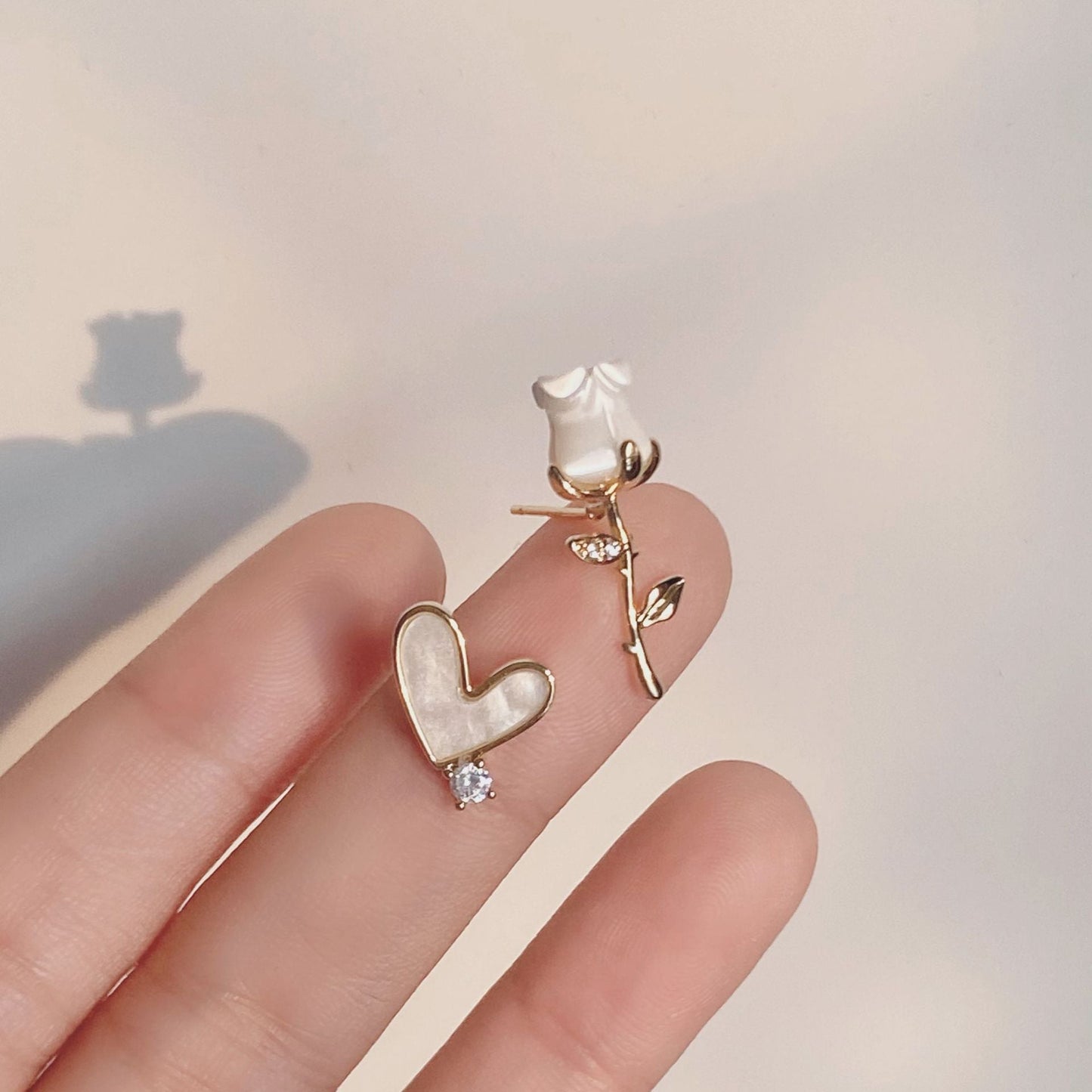Flower and Heart Earrings - DS Traders