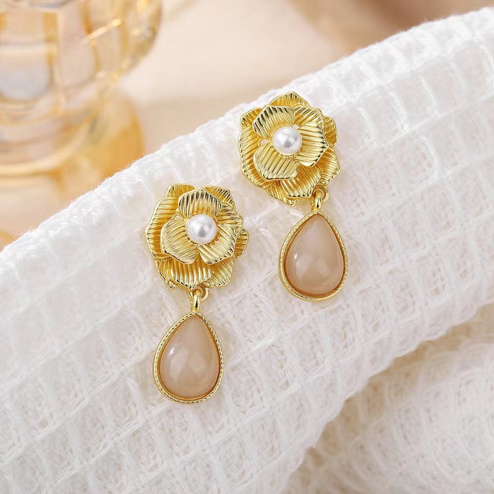 Flower Drop Earrings - DS Traders