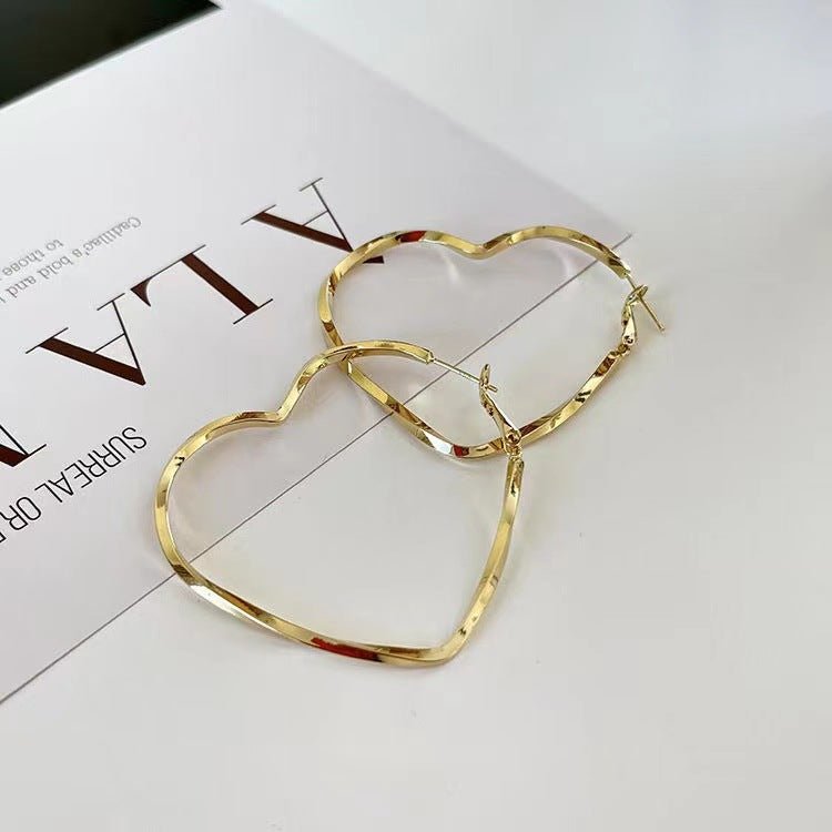 Heart Hoop Earrings - DS Traders