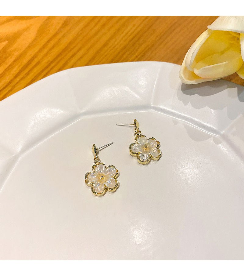 Hollow Flower Earrings - DS Traders