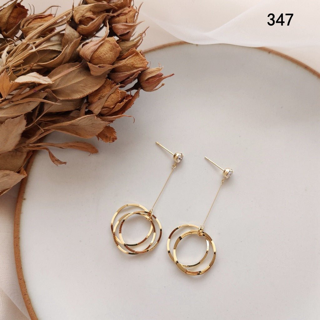 Huggie Hoop Earrings - DS Traders