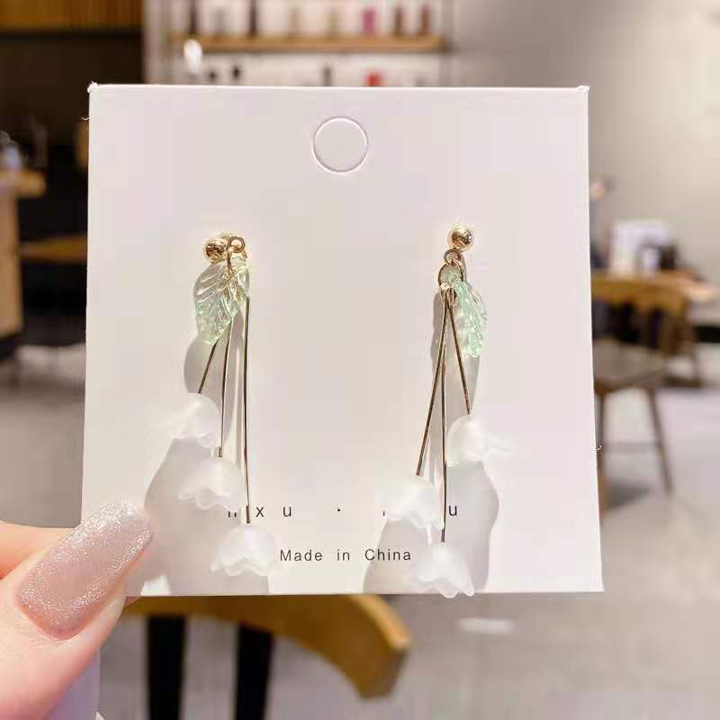 Leaf Flower Retro Earrings - DS Traders