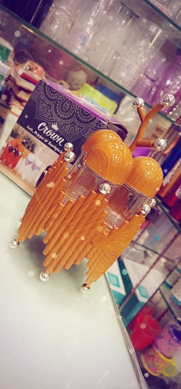 New Salt Pepper & Tooth Pick Set. - DS Traders