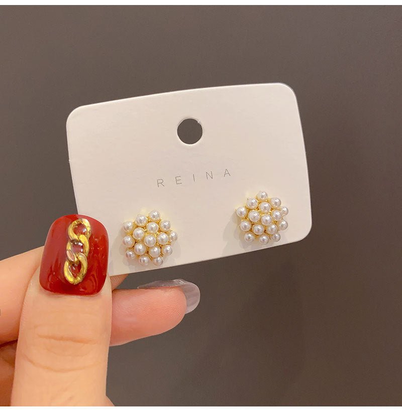 Pearl Cluster Earrings - DS Traders