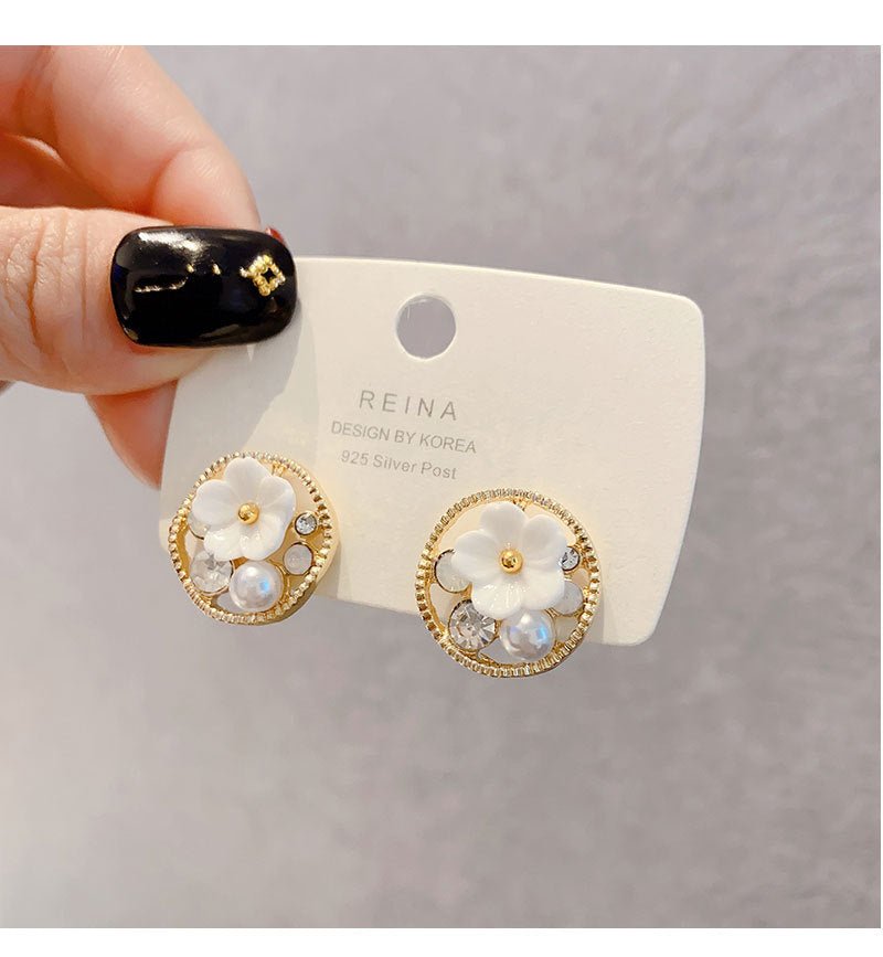 Round Flower Earrings - DS Traders