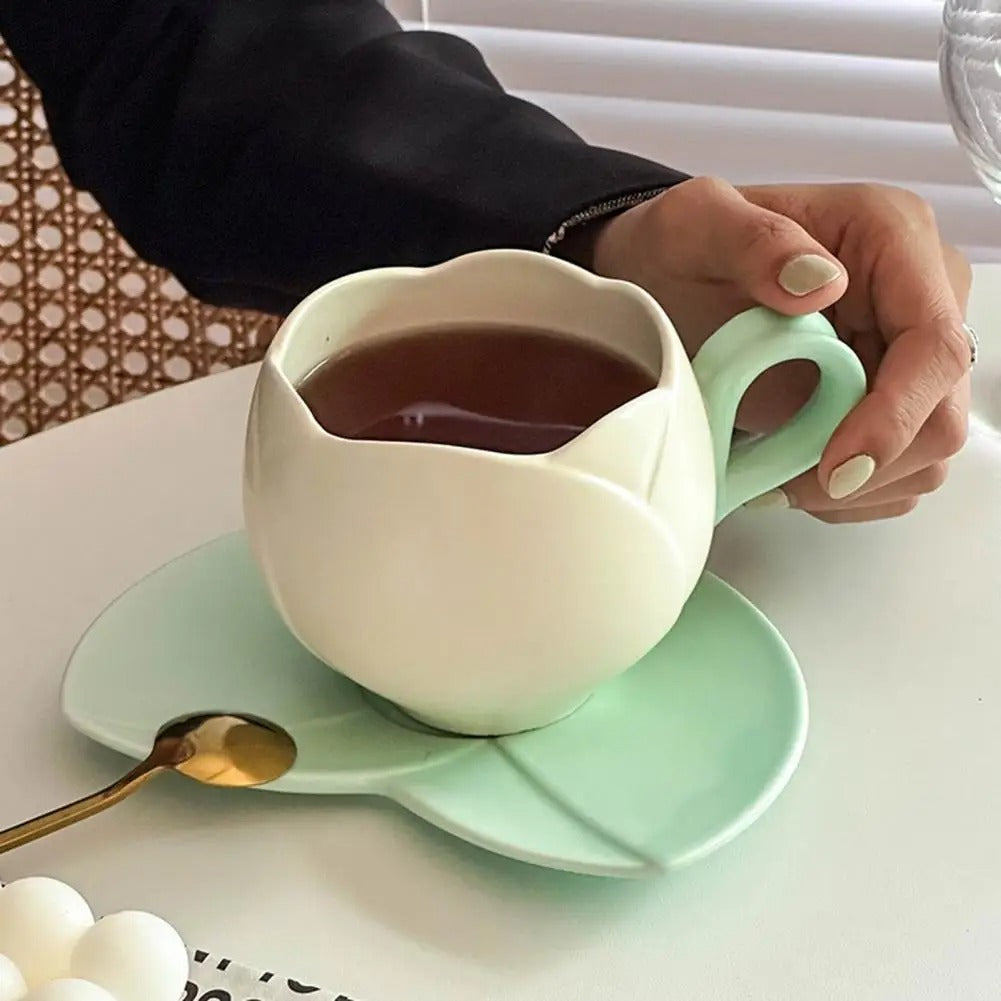 Tulip-Shaped Cereamic Coffee Cup