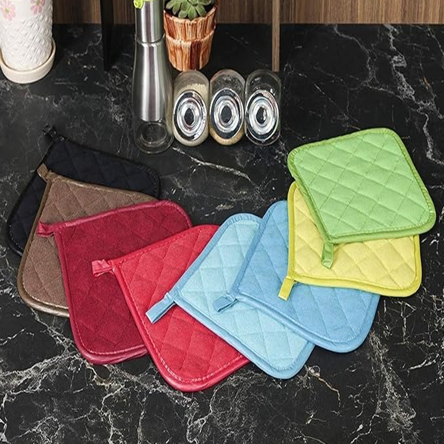 Pack Of 2 -Cute Printed Heat Resistant Kitchen fabric Pot Holder