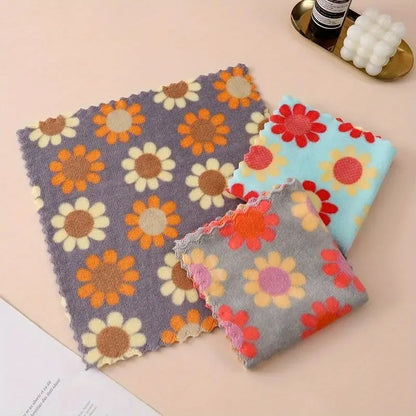 5PCs Soft Water Absorbent Cleaning Cloth (Random Print)