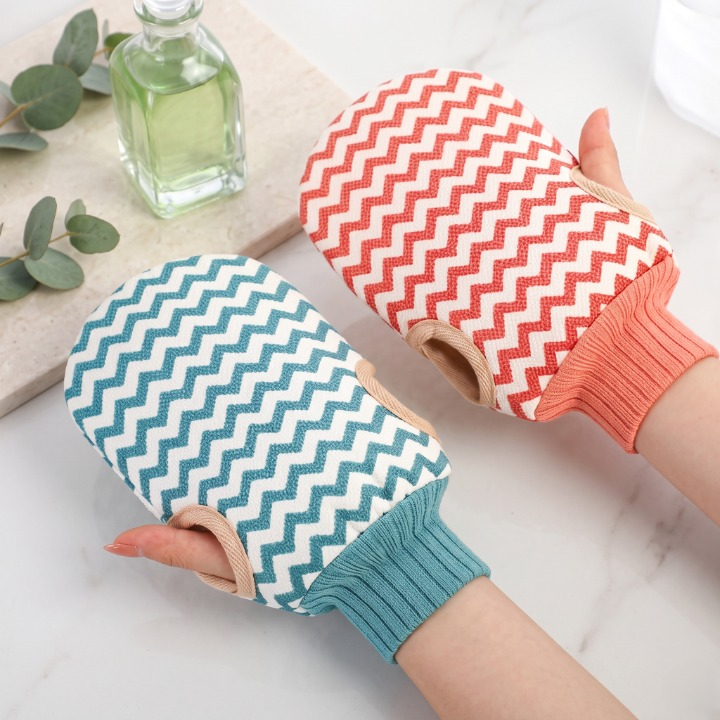 Wavy Texture Deep Cleansing Body Scrub Glove