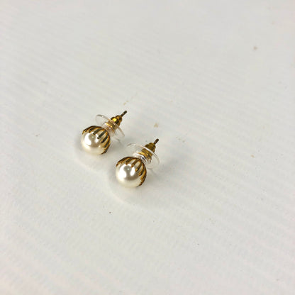 Cute Pearl Shape Earrings