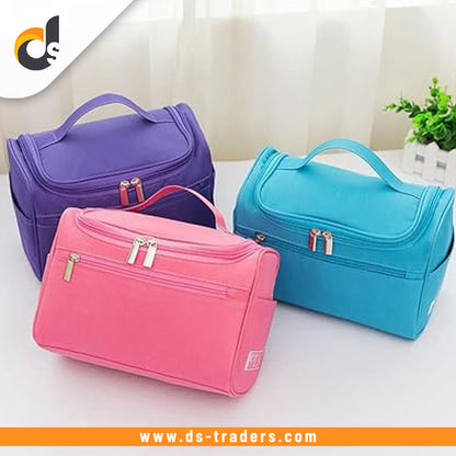 Large Capacity Cosmetics Travel Bag