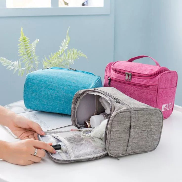 Large Capacity Cosmetics Travel Bag