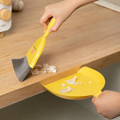 Desktop Mini Broom & Dustpan Set
