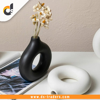 Elegant Donut Shape Ceramic Flower Vase