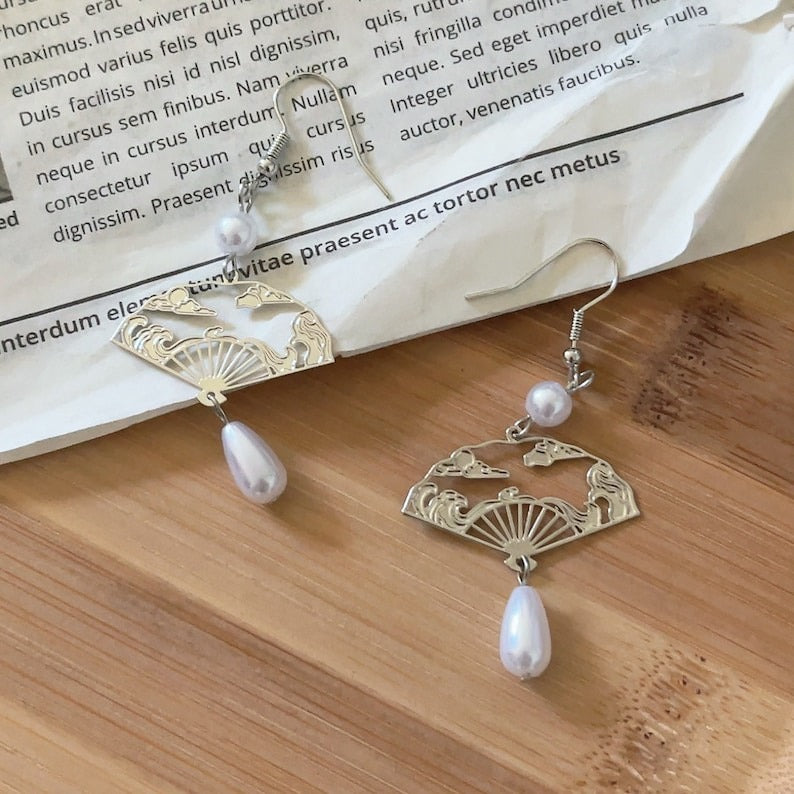 Unique Scalloped Pearl Drop Earrings