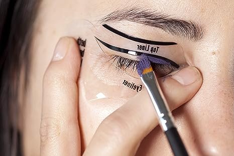 Beth Bender Beauty Eyeliner Stencil - DS Traders