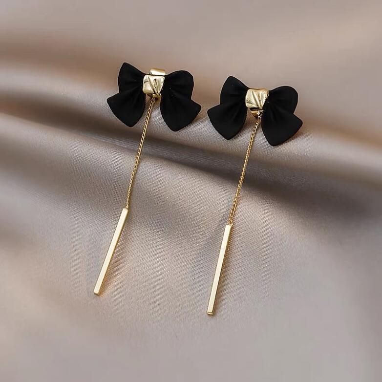 Black Bow Design Earrings - DS Traders