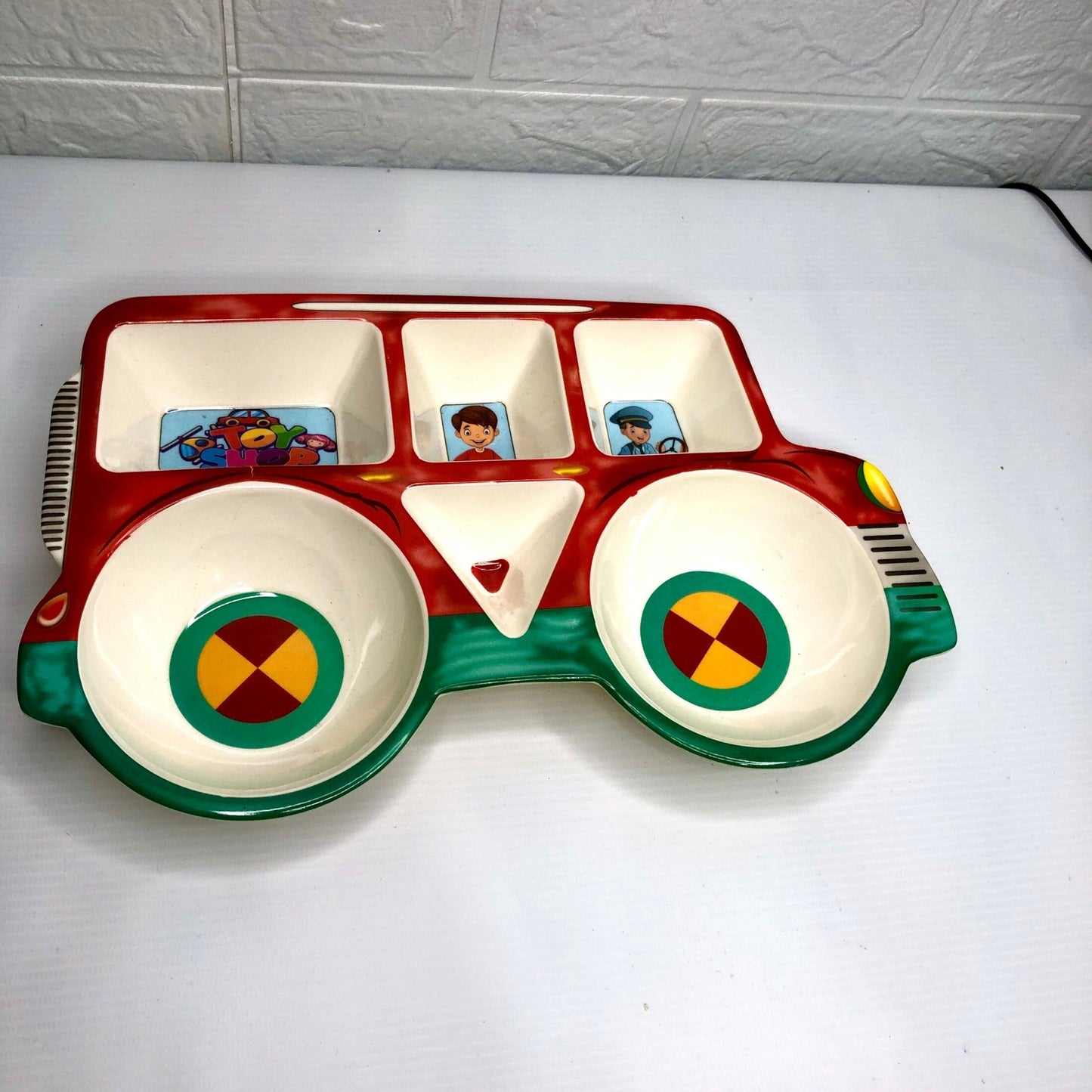 Children Bus Shape Dinner Plate - DS Traders