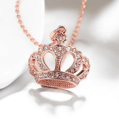 Crown Pendant Necklace - DS Traders