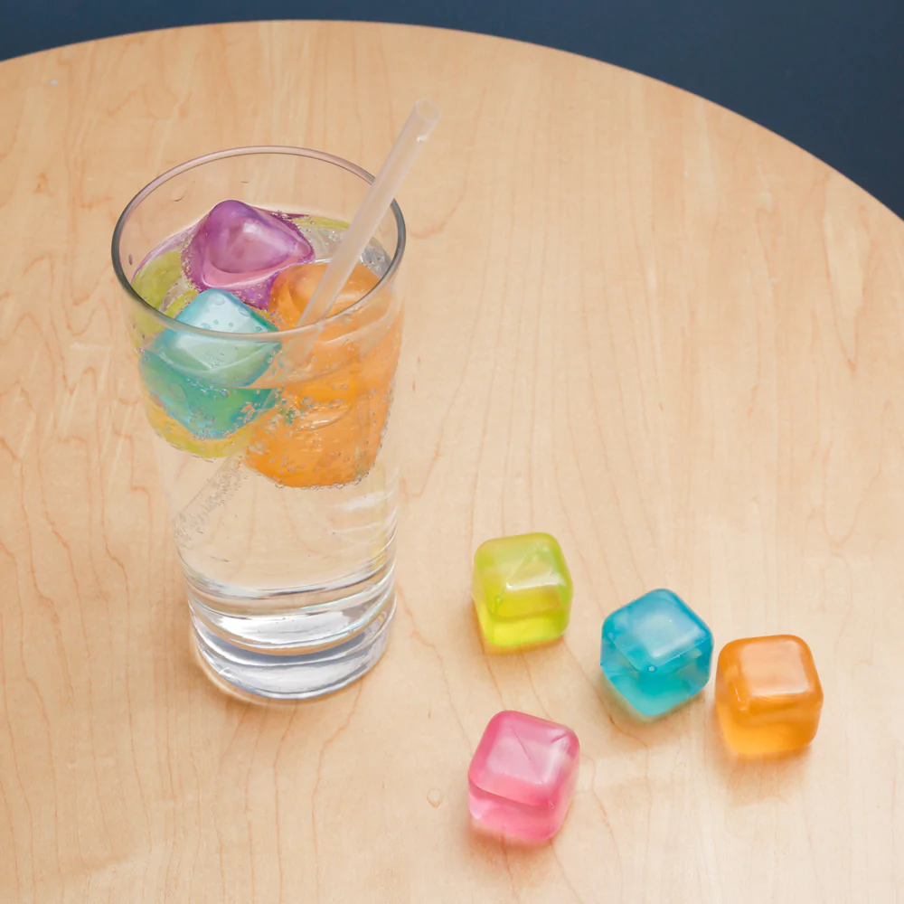 12Pcs - Reusable Plastic Ice Cubes