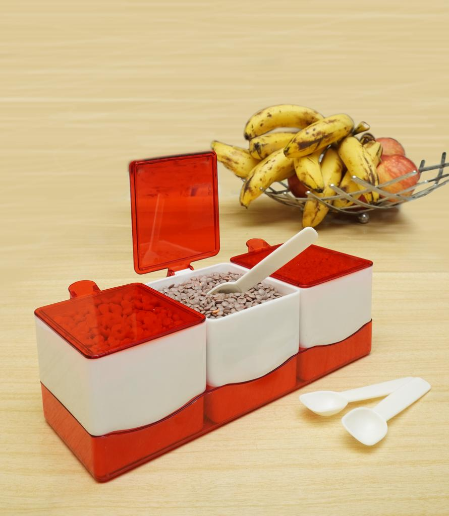 Chilleez Spice Case 4 Compartments Seasoning Box with Lid And Spoon