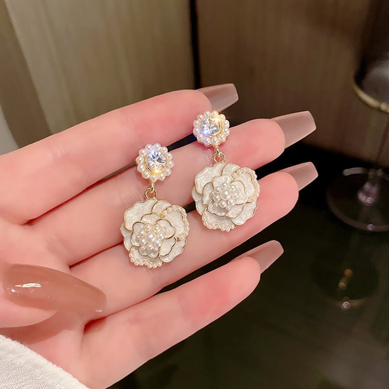Floral Earrings with Luxury Pearl - DS Traders