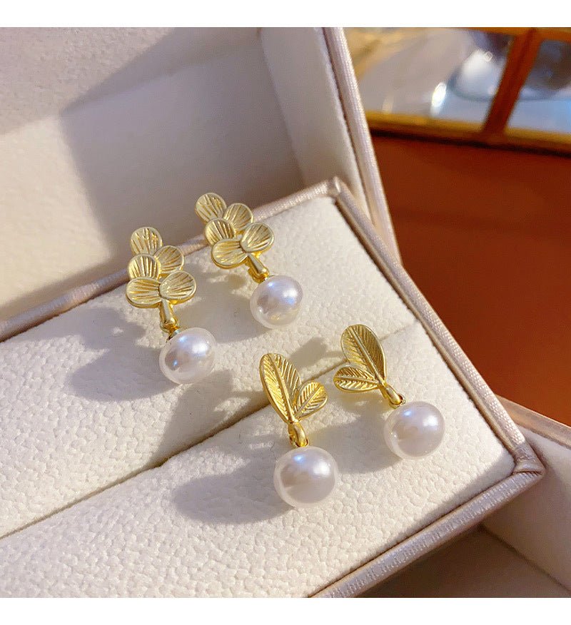 Flower Pearl Earrings - DS Traders