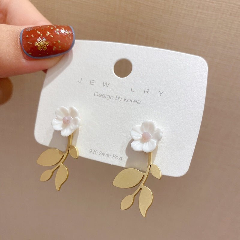 French Flower Stud Earrings - DS Traders